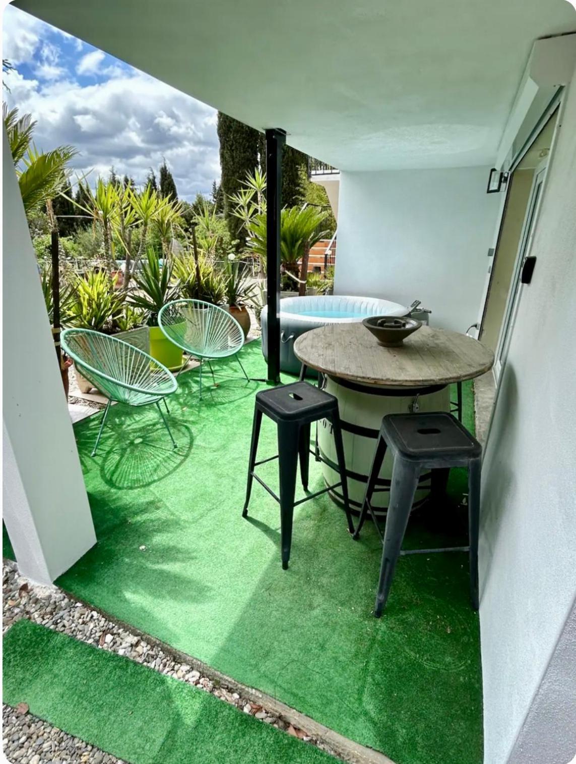 Appart-One Terrasse Jacuzzi Parking Carcassonne Esterno foto