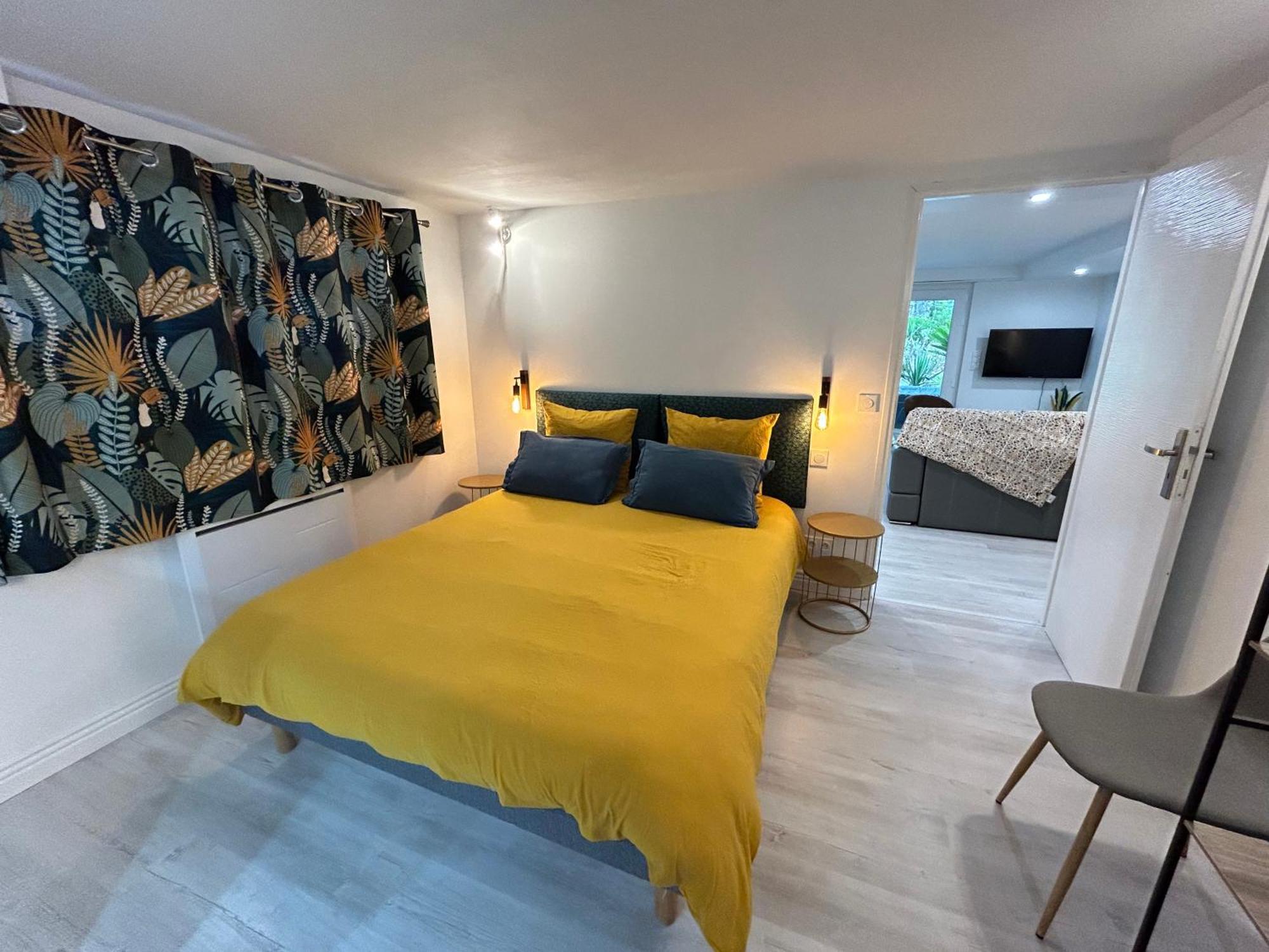 Appart-One Terrasse Jacuzzi Parking Carcassonne Esterno foto