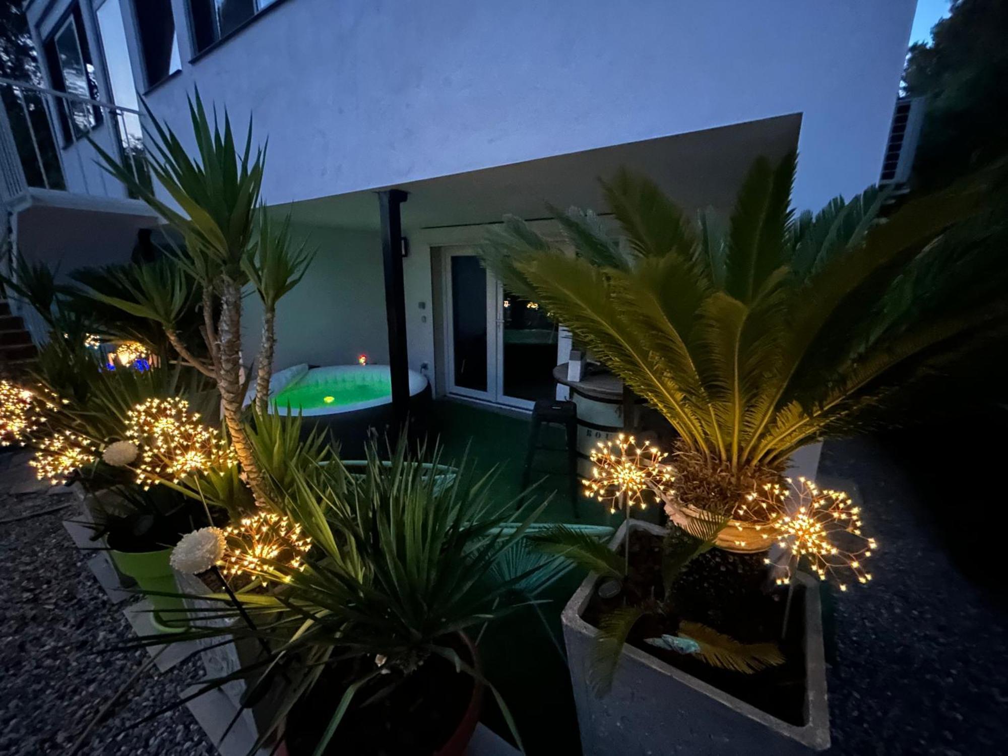 Appart-One Terrasse Jacuzzi Parking Carcassonne Esterno foto